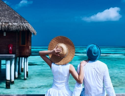 Enjoy 30% Dicount on Delux Package Claim it Before 23 March.